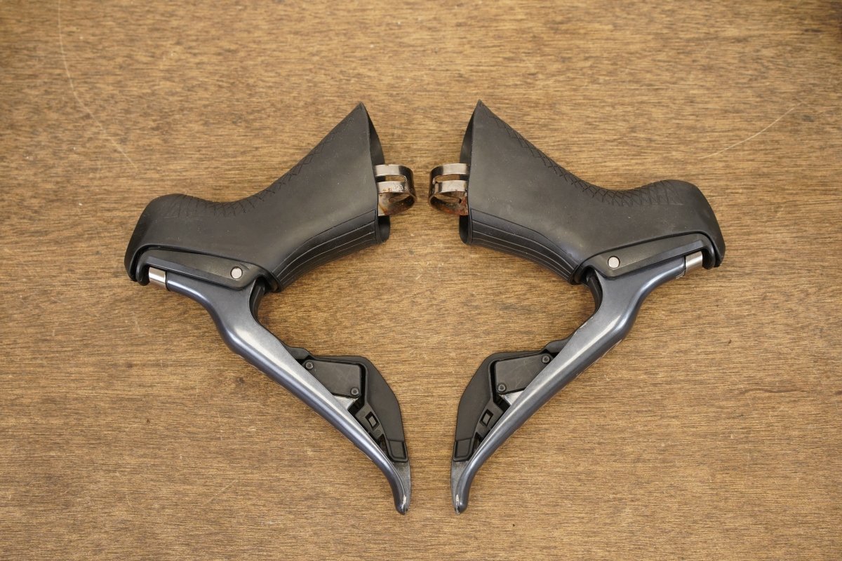 Shimano Ultegra R8050 Di2 11 Speed Electronic Direct Mount Rim Road Groupset 8050