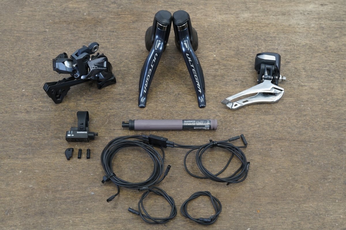 Shimano Ultegra R8050 Di2 11 Speed Electronic Rim Brake Road Groupset 8050