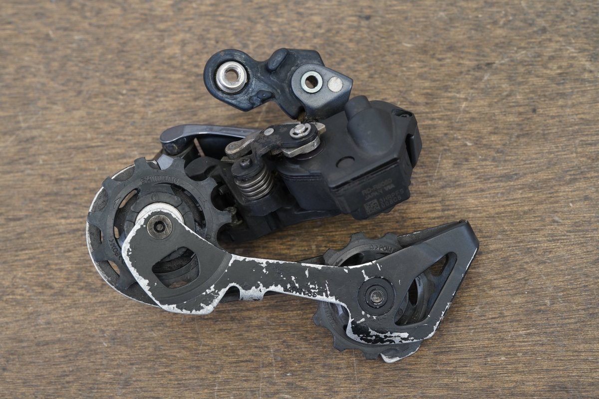 Shimano Ultegra R8050 Di2 11 Speed Electronic Rim Brake Road