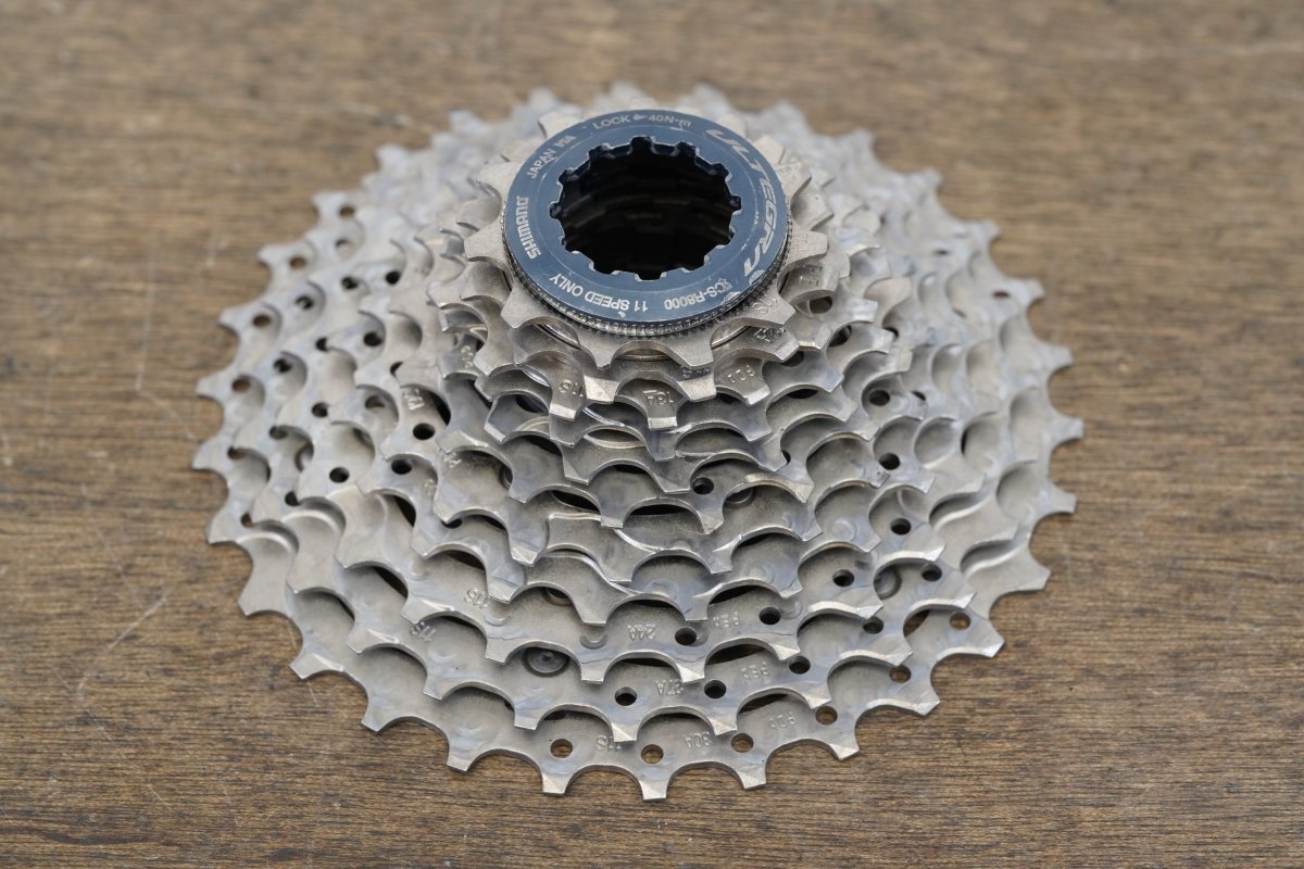 Shimano Ultegra R8070 Di2 11 Speed Electronic Hydraulic Disc Full Groupset 8070