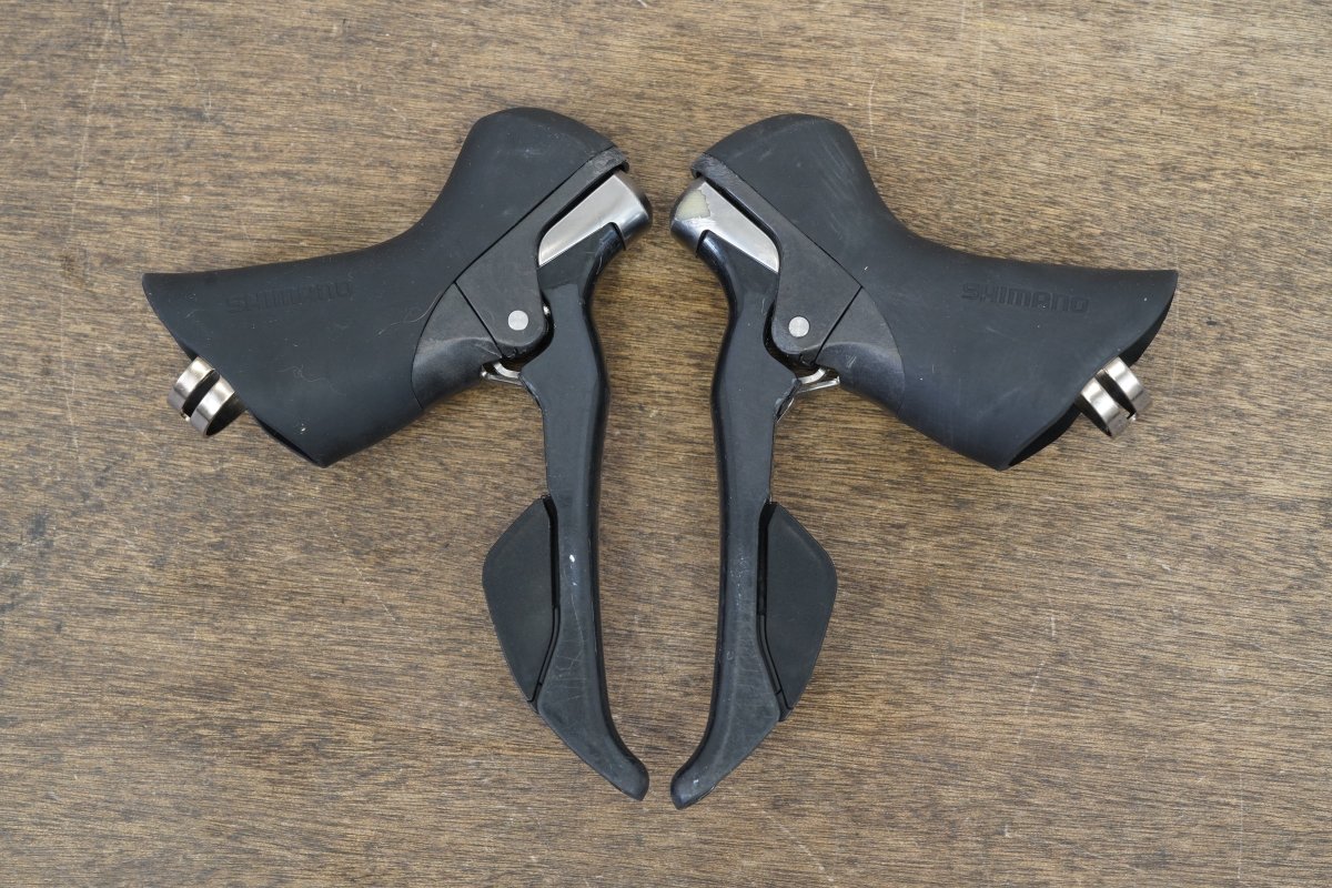 Shimano Ultegra ST-6800 11 Speed Mechanical Rim Brake Road Shifters