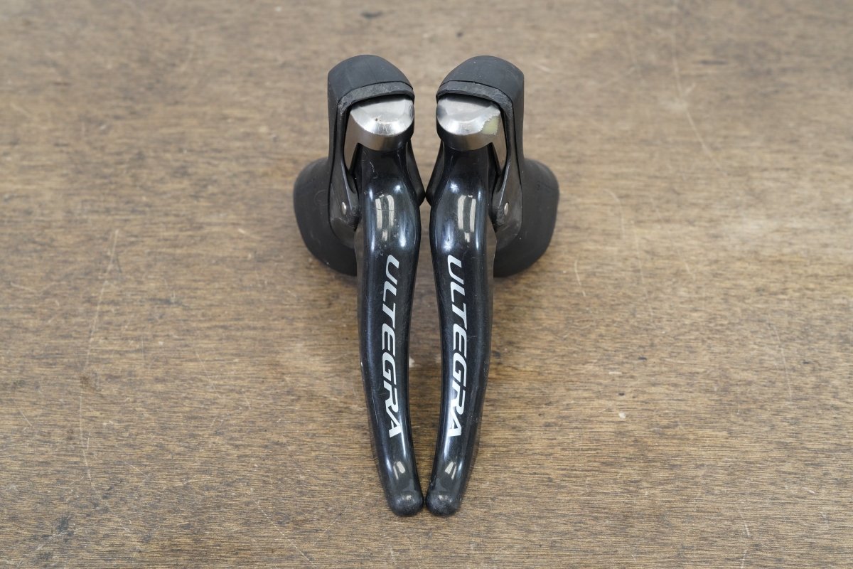 Shimano Ultegra ST-6800 11 Speed Mechanical Rim Brake Road Shifters