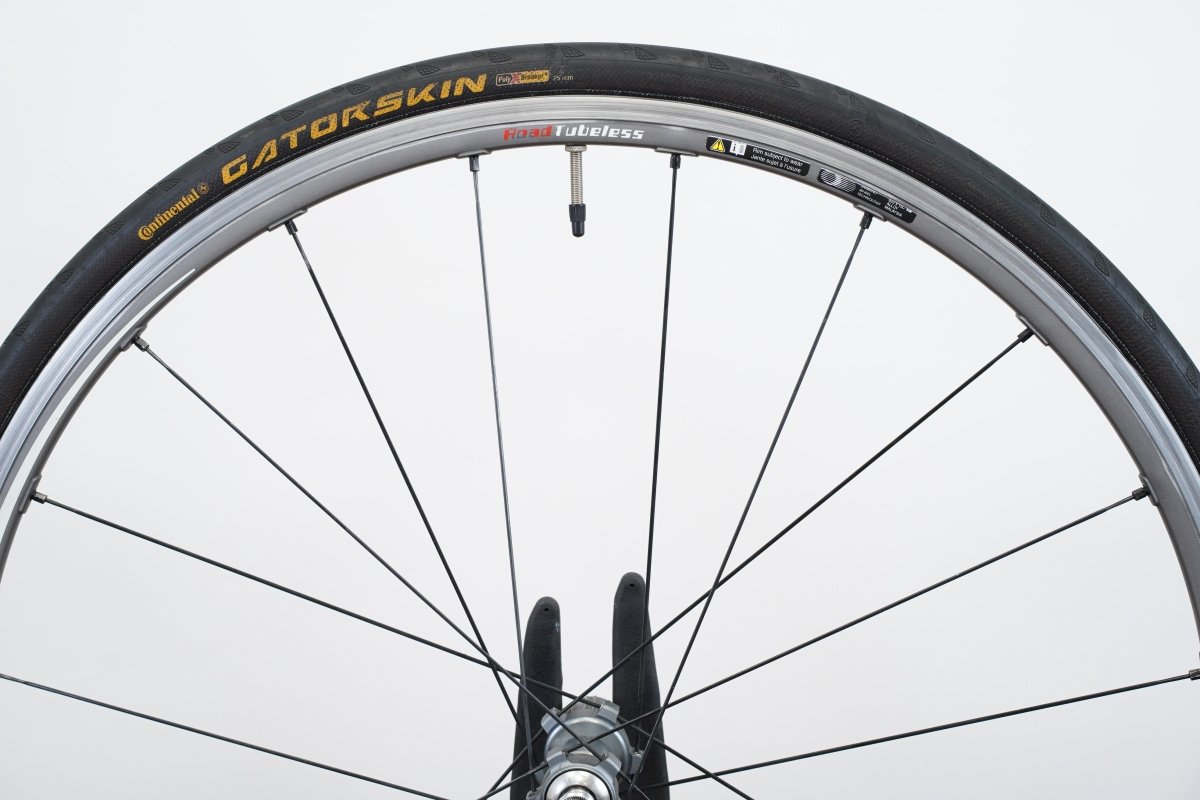 Shimano Ultegra WH-6700 Alloy Tubeless Clincher Rim Brake Wheelset 10 Speed