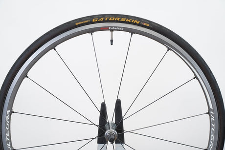 Shimano Ultegra WH-6700 Alloy Tubeless Clincher Rim Brake Wheelset 10 Speed