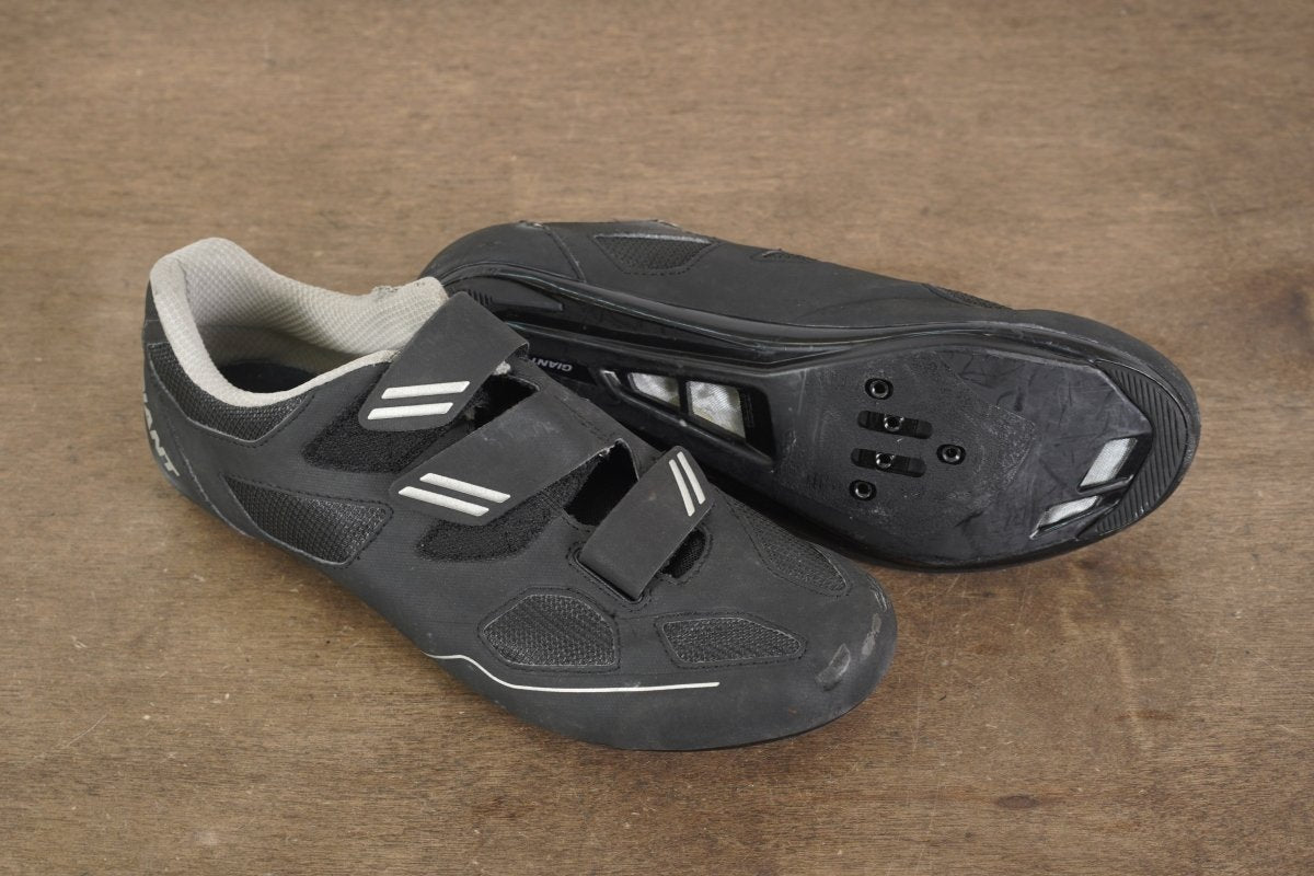 Size 45 (EU) 11 (UK) 12 (US) Giant Bolt Clipless Road Shoes
