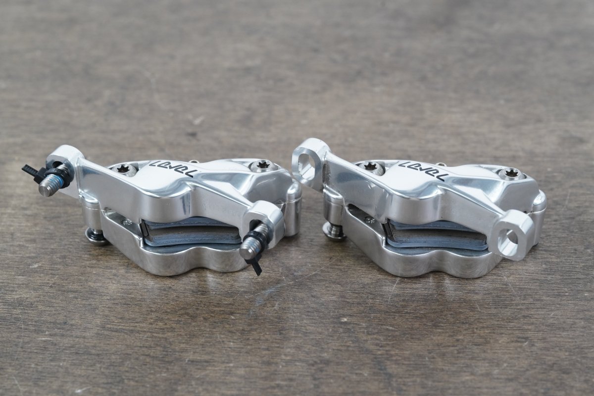 SRAM Level Ultimate Stealth 4-Piston Disc Brake Calipers + Levers MTB