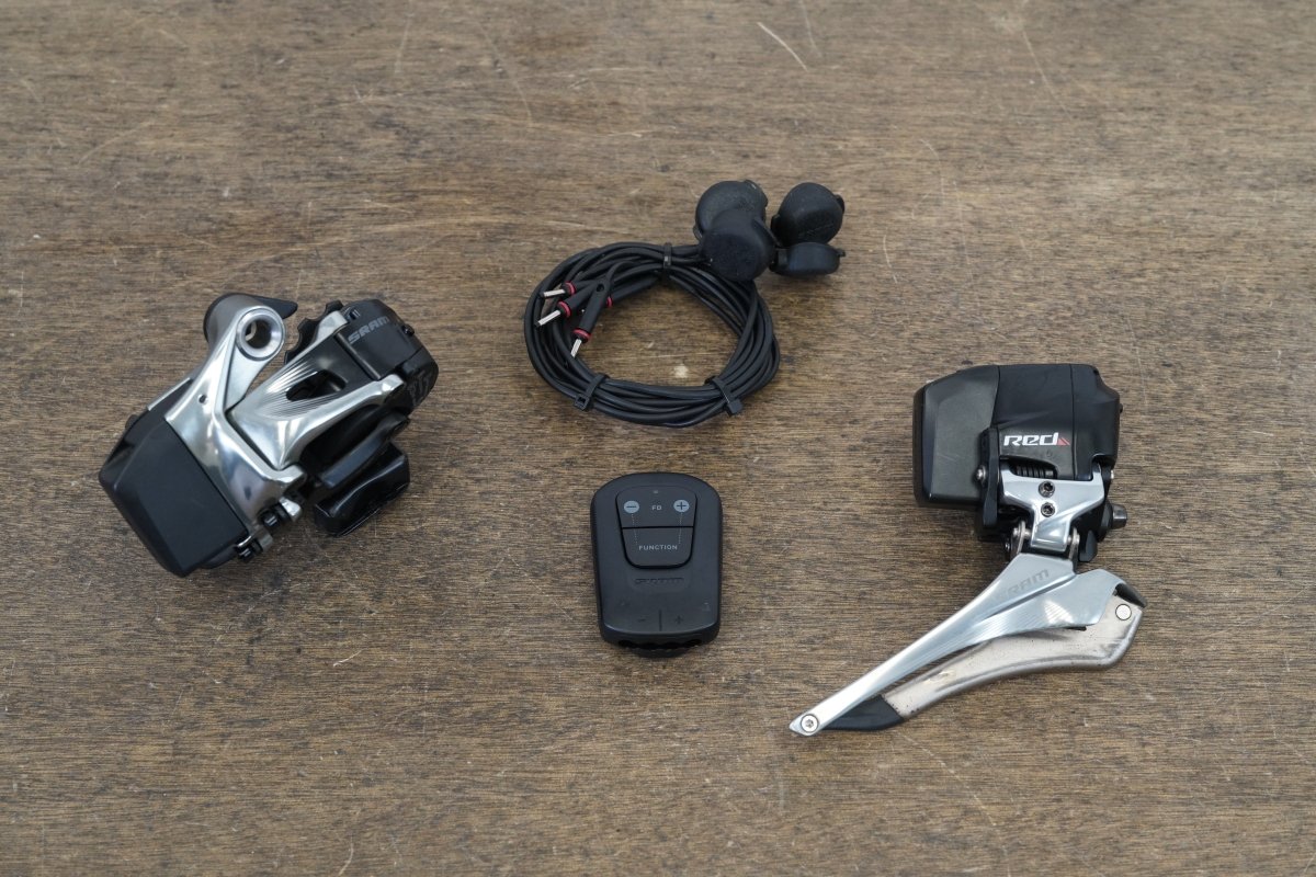 SRAM Red eTap 11 Speed Wireless Electronic BlipBox TT Triathlon Groupset