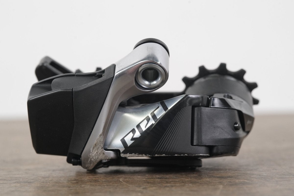 SRAM Red eTap AXS D1 33T Wireless Electronic 12 Speed Rear Derailleur + Battery