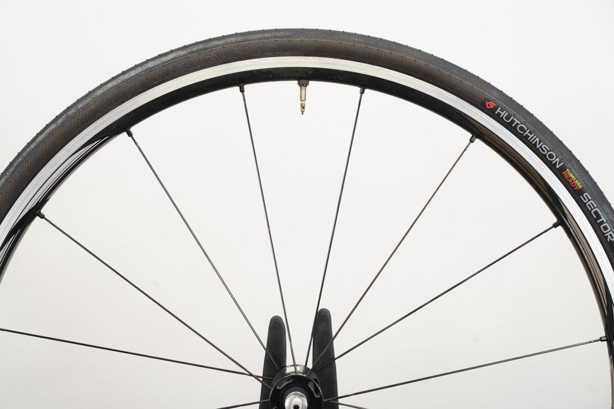 !WH CHECK! Shimano WH-RS610 Alloy Clincher Rim Brake Wheelset Shimano/SRAM 10 Speed