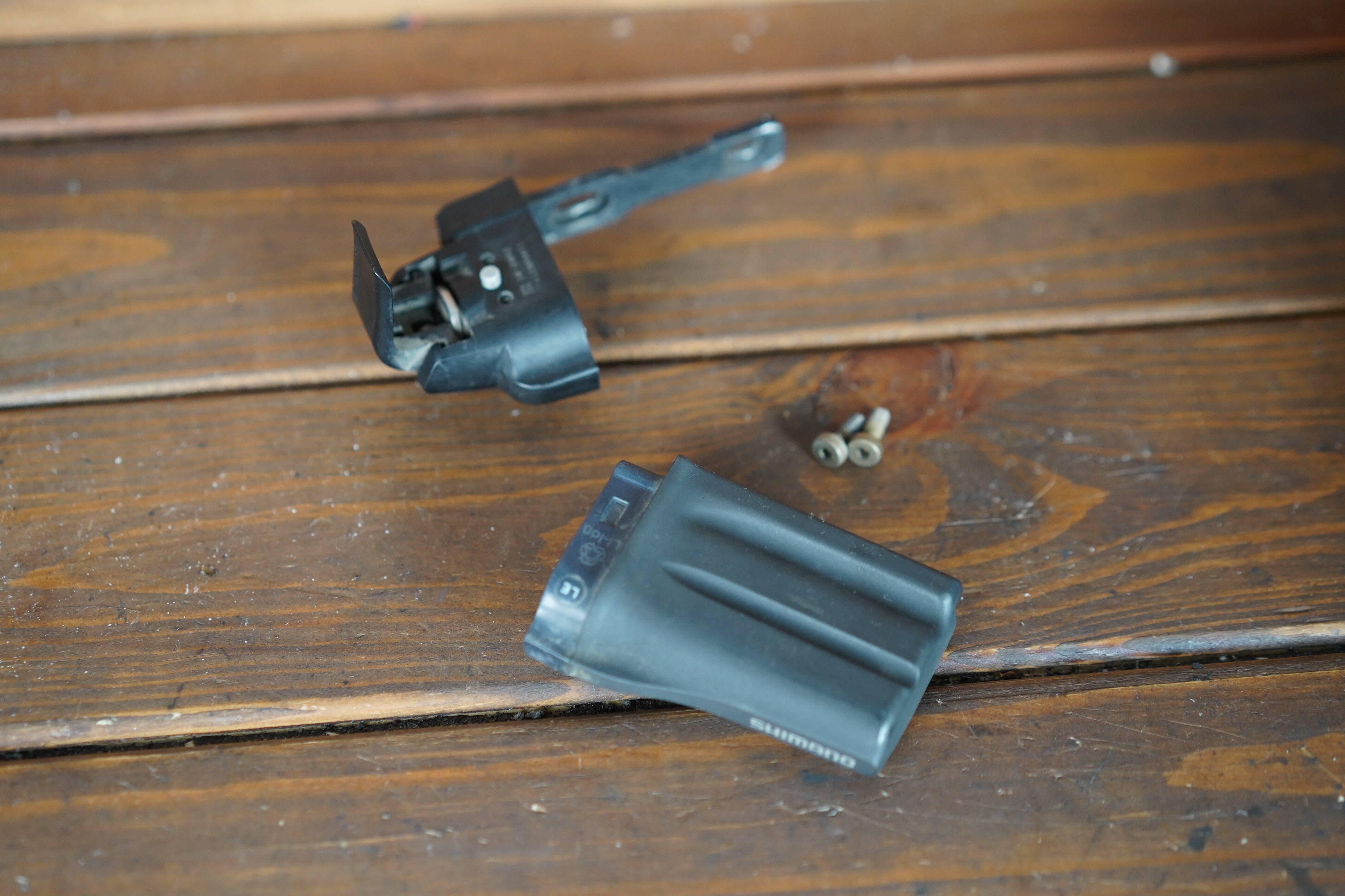 Shimano Di2 SM-BTR1 External Battery – Elevate Cycling Shimano Di2 SM-BTR1 External Battery – Elevate Cycling